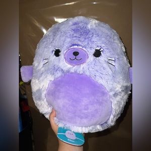 12” Ellen the Seal Fuzzamallow